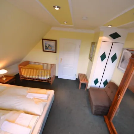 Seeadler By Interhome Groß Zicker